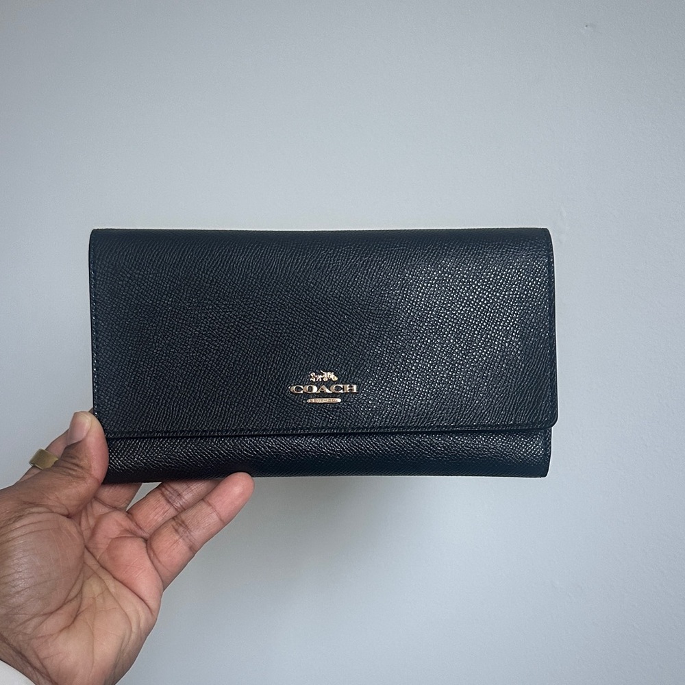 Coach Black Pebbled Leather Continental Wallet with Gold Logo Hardware